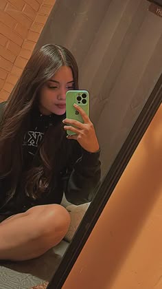 <em><strong>Maria R.</strong></em>